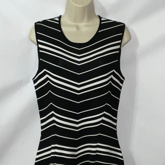 PINK TARTAN Dress, Size M - Picture 1 of 9